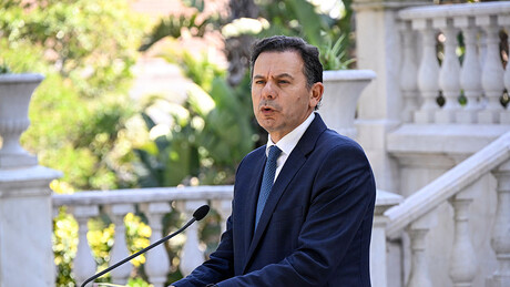 Governo de Portugal enfrenta votação que pode levar a novas eleições