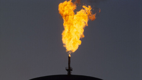 EUA atacaram petroleiro e ilha estratégica do Irã, apontam relatos