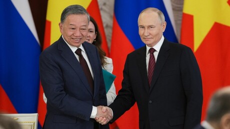 Putin se reúne com presidente do Vietnã