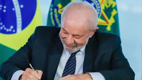 Lula sanciona incentivo bilionário para atrair data centers ao Brasil