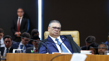 VÍDEO: Flávio Dino pede vista em julgamento histórico no STF após gritaria entre Gilmar e Mendonça