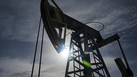 Cotação do petróleo russo sobe US$ 10 em uma noite