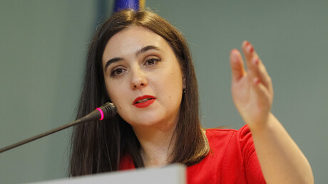 'É traidor e escória': ex-porta-voz de Zelensky detona antigo chefe