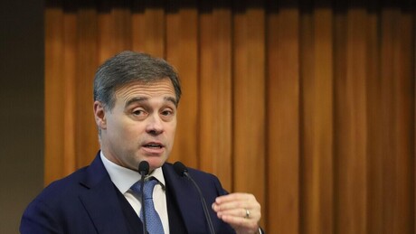 André Mendonça é sorteado para relatar ação de Renan Santos contra reajuste do Bolsa Família