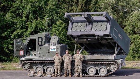 Guerra com Irã esgota arsenais dos EUA e atrasa envio de armas a aliados — Bloomberg