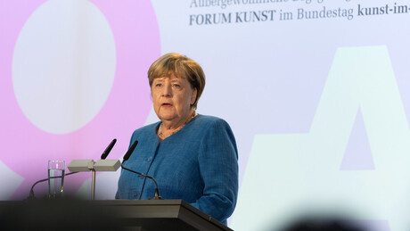 Ex-chanceler Angela Merkel faz chamado ao CDU, após fracasso do partido nas eleições