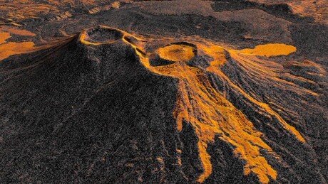 VÍDEO: Vulcão russo entra em erupção após 500 anos devido a forte terremoto