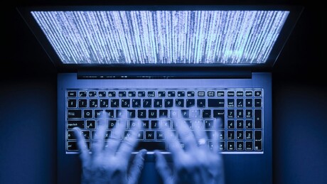 Pentágono corta drasticamente os salários de hackers militares — Bloomberg