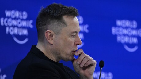 Musk faz duras declarações sobre protestos estudantis na França