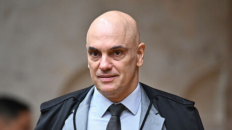 Moraes se reúne com diretor-geral e diretor de inteligência da PF; reunião não constou em agenda oficial e motivo não foi revelado