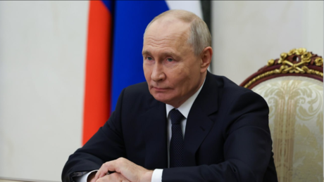 Putin comenta sobre sua ligação telefônica com Trump