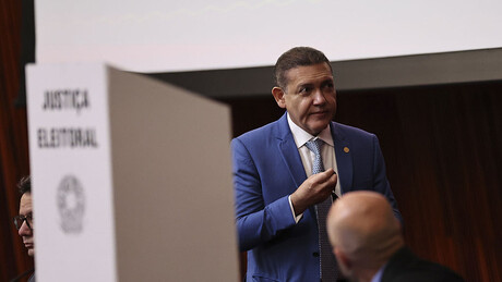 Nunes Marques manda derrubar canal pró-Lula de Janones