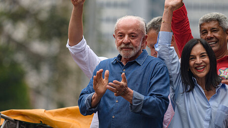 Área técnica do TSE não encontra notícias falsas que motivaram denúncia de Flávio contra canal pró-Lula