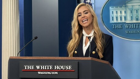 Nova porta-voz de Trump deixa cargo após apenas cinco dias  –  New York Times
