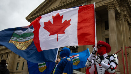 Joia petrolífera do Canadá, província de Alberta vota hoje sobre processo de separação do país