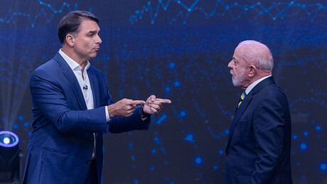 VÍDEO: Lula e Flávio têm momento de tensão após questionamentos sobre Vorcaro