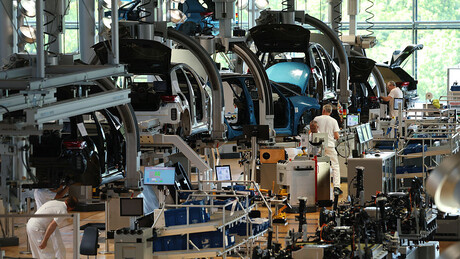 Volkswagen vai congelar salários dos funcionários até 2030