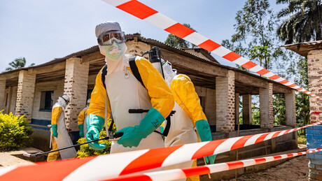 Sem vacina nem tratamento: ebola avança mais rápido do que as autoridades conseguem contê-lo