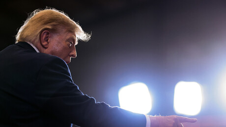 Trump garante acordo com Irã 'de um jeito ou de outro', mesmo sem nenhuma negociação em curso