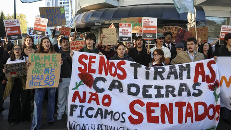 VÍDEOS: 'mensalidade é para acabar, não aumentar' — estudantes protestam em Lisboa
