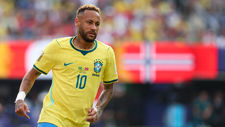 'Dito isso... 22': Neymar declara apoio a Flávio Bolsonaro em publicação de MC Cabelinho