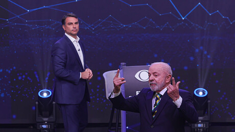 Disputa entre Flávio e Lula se acirra na reta final da eleição, aponta pesquisa