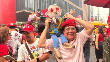 VÍDEOS: Lula encerra campanha com ato na Avenida Paulista antes do segundo turno contra Flávio