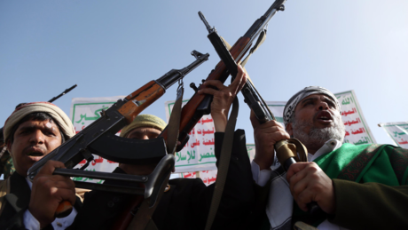 Houthis anunciam ataques bem-sucedidos com dezenas de baixas entre forças pró-sauditas