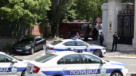 Agressor é morto após atacar guarda em frente à Embaixada de Israel na Sérvia