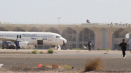 Houthis ordenam evacuação do 2º maior aeroporto do Iêmen após ataque com míssil