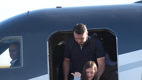 Flávio Bolsonaro conta como decidiu fugir para os EUA