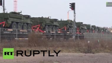 Exklusives RT Ruptly-Video: US-Panzer rollen gen russischer Grenze