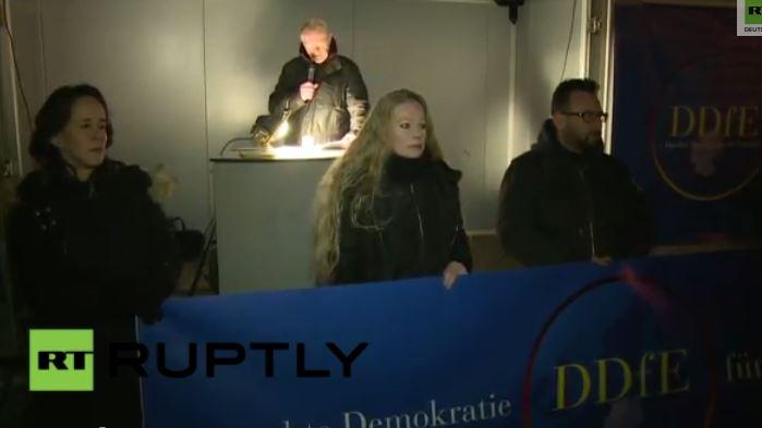 LIVE: Zweite Demo der PEGIDA-Neugründung "Direkte Demokratie für Europa"