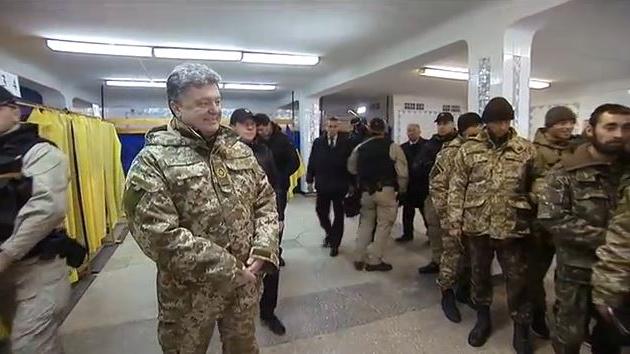 Dank US-Militärberatern? Ukrainische Armee führt Panzer-Abschussprämien und Todesstrafe ein