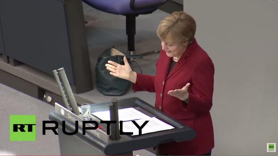 Merkel provoziert Gelächter im BT: Ich freue mich auf den Besuch und die Diskussionen mit Tsipras