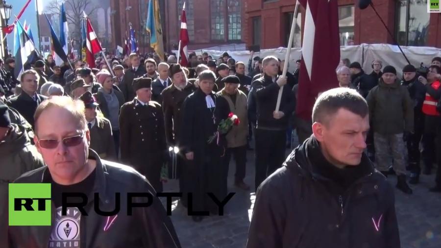 Marsch zu Ehren der lettischen Waffen-SS in Riga