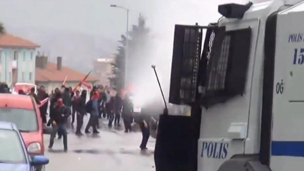 Polizei beendet "Gedenk-Randale" in Ankara