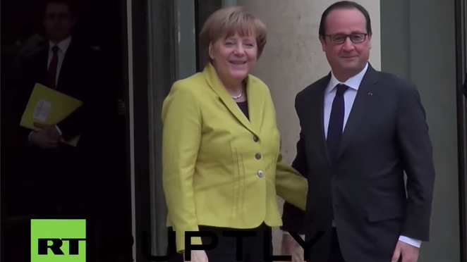 Live: Angela Merkel heißt François Hollande mit militärischen Ehren willkommen