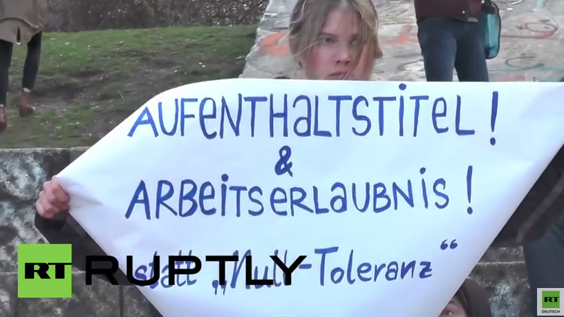 Berlin: Hunderte bei "Solidaritäts-Kiff-in" im Görlitzer Park in Kreuzberg