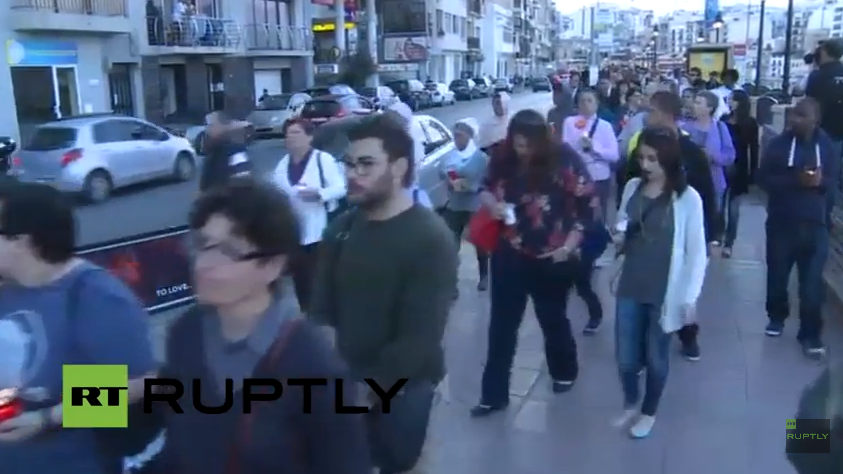 Live: Trauermarsch für ertrunkene Flüchtlinge auf Malta