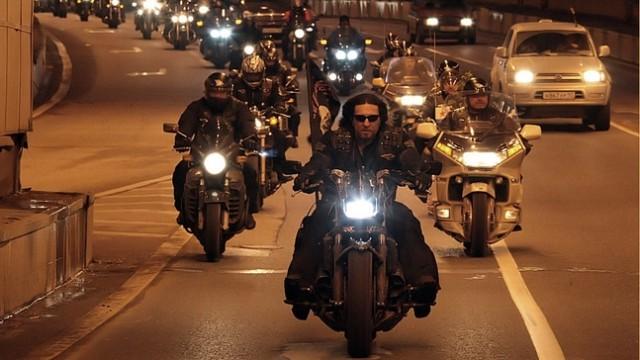 Live: Der russische Motorrad-Klub die „Nachtwölfe" starten Fahrt nach Berlin