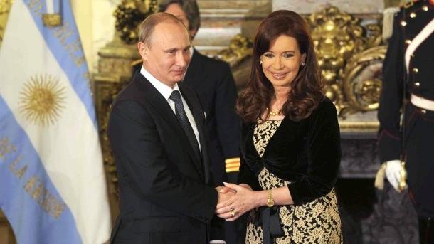Live: Wladimir Putin und Cristina Kirchner halten gemeinsame Pressekonferenz