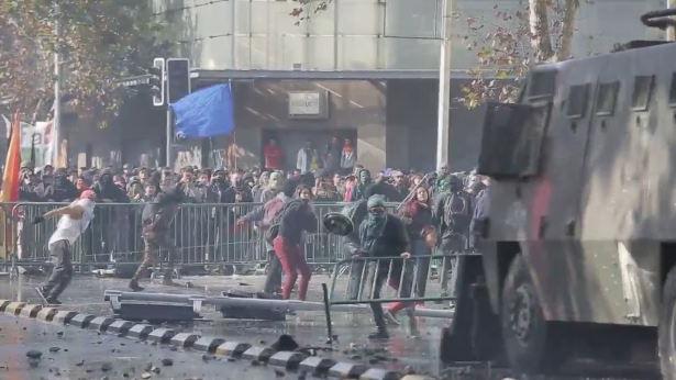 Chile: Schwere Zusammenstößte zwischen Demonstranten und Polizei bei Protesten gegen Bildungsreform