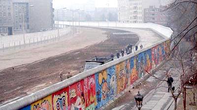 Nach 25 Jahren wieder in Mode? Ungarn plant 175 km Schutzmauer "gegen Migrationsproblem"