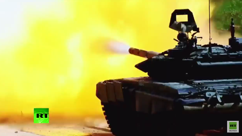 Russland präsentiert seine militärischen Fähigkeiten auf Militär-Messe "Army 2015"