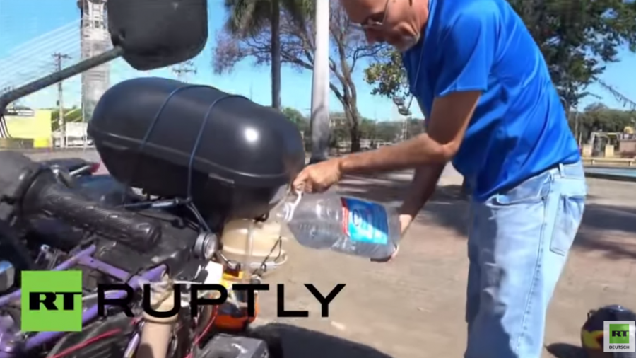 Benzin war gestern: Dieses Motorrad fährt 500 Kilometer mit nur einem Liter Wasser