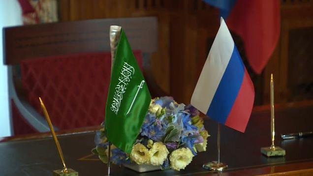 Saudi Arabien investiert 10 Milliarden US-Dollar in Russland