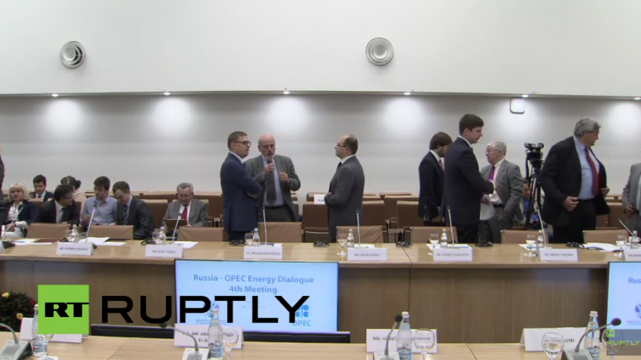 Live: Russischer Energieminister tauscht sich mit OPEC-Generalsekretär aus - englische Übersetzung