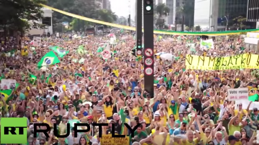 Brasilien: "Dilma raus!" – Zehntausende fordern Rücktritt von Präsidentin Dilma Rousseff
