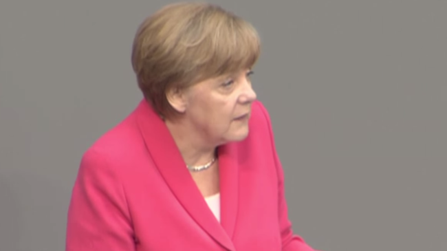 Live: Merkel zu aktuellen Fragen der deutschen Innen- und Außenpolitik auf der Bundespressekonferenz